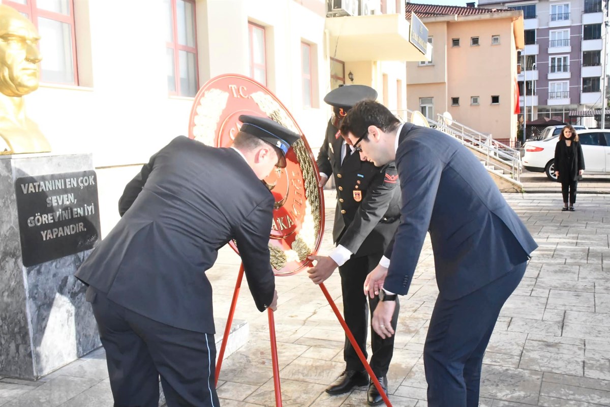 10 Kasım Celenk Sunumu