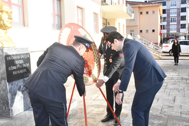 10 Kasım Celenk Sunumu